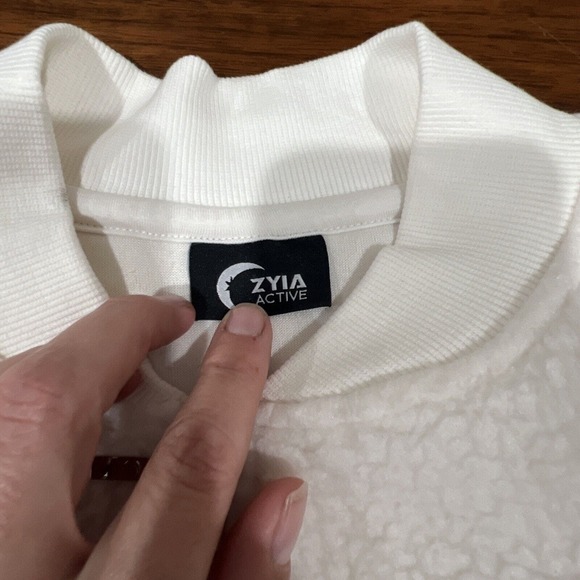 Zyia Jacket White Flying V Fleece Activewear Sherpa Full Zip Jacket Size S - Picture 7 of 11